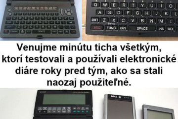 Venovali sme sa aj diárom pre rok 2021 a porovnali sme výhody a nevýhody tých klasických aj tých elektronických. Meme - PDA