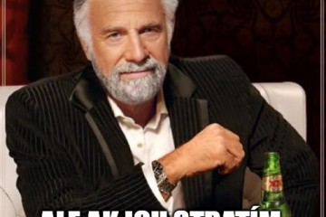 Viete prečo je kľúčenka geniálny vynález? Pretože umožňuje stratiť všetky kľúče naraz :) Meme - Kľúče