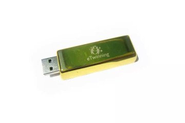 USB kľúč s potlačou - gravír