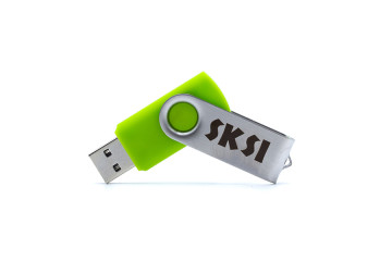 usb kľúč s jednofarbnou potlačou loga
