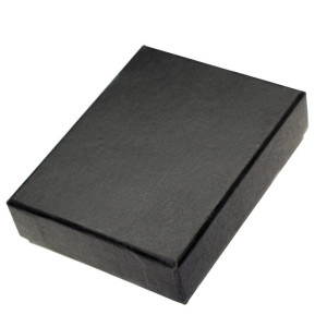 Čierna kartónová krabička