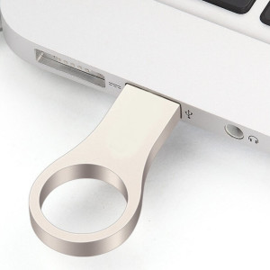 Štýlový kovový USB mini PRÍVESOK - Reklamnepredmety