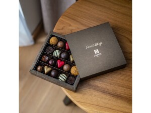 JANKOVA luxusná darčeková krabička s pralinkami s venovaním - Reklamnepredmety