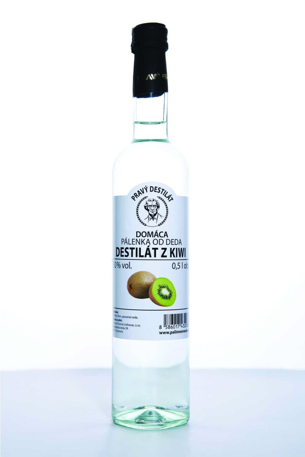 Domáca pálenka od deda – pálenka z KIWI 50%, 500 ml