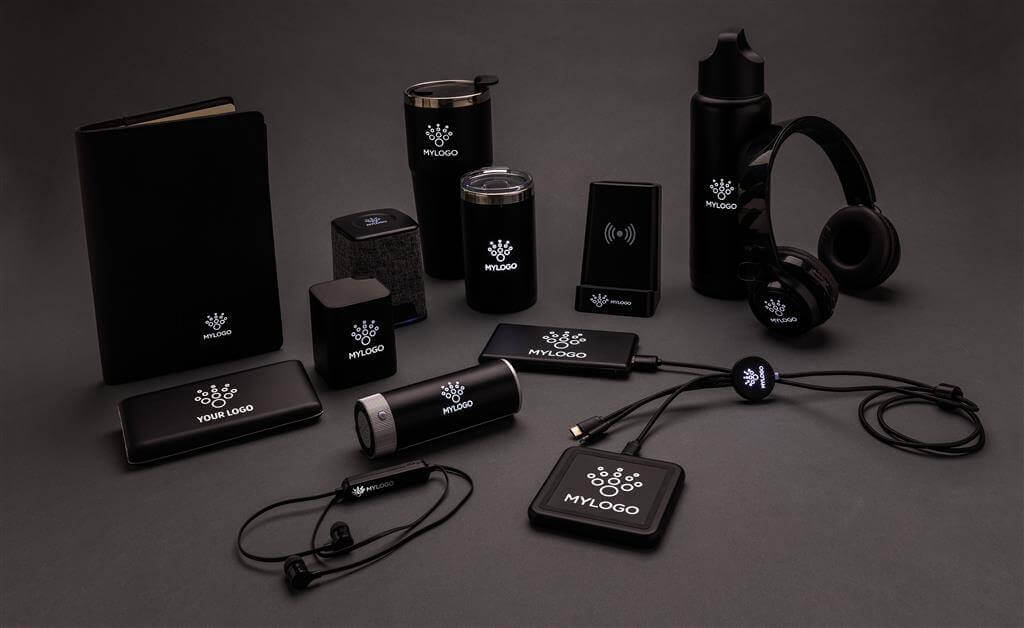 8.000 mAh bezdrôtová powerbanka so svietiacim logom
