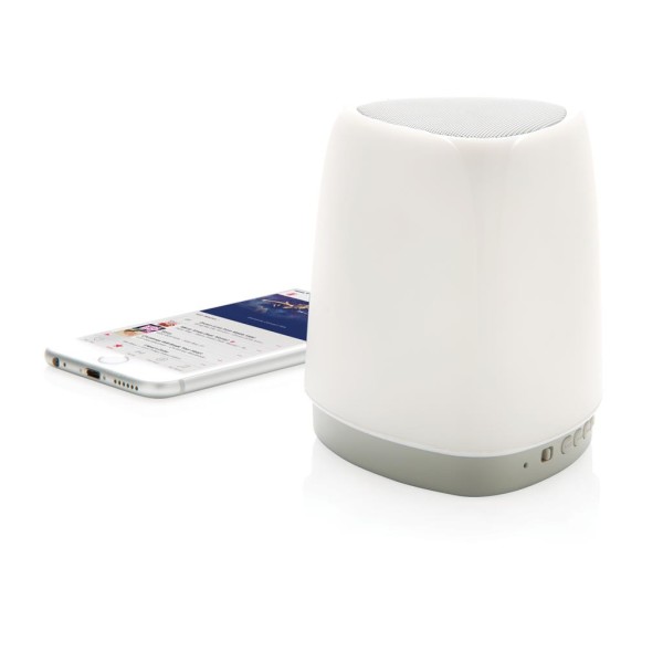 Colour changing speaker light reproduktor s meniacim sa svetlom