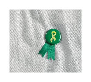 Solidario placka so špendlíkom