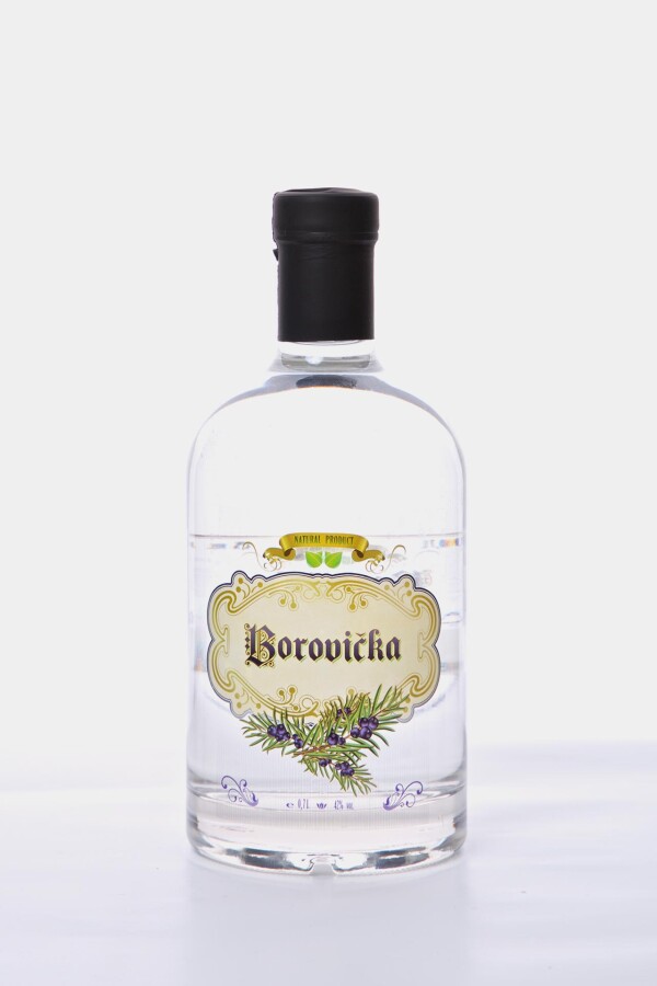 Natural product borovička 700 ml