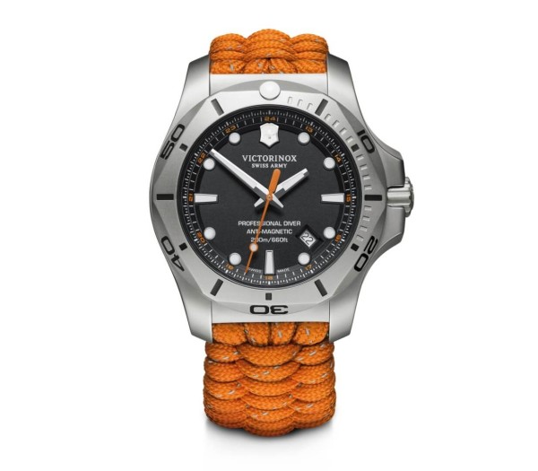 Potápačské hodinky Victorinox 241845 I.N.O.X. Professional Diver